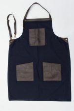 Canvas Apron with Leather Straps - Stylish & Durable for Chefs and Artisans